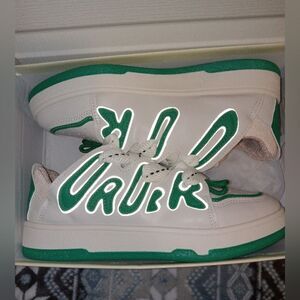 Size 6 dpide Green & White Arabic Script Sneakers - Lightweight and Comfortable